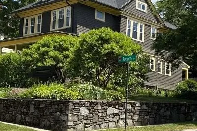 21 Dorothy Ave 1