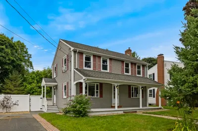 38 Glendale Dr 1