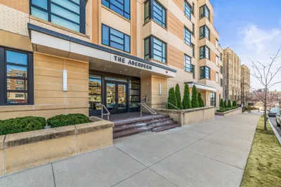 1650 Commonwealth Ave #207