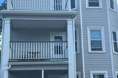 8 Groom St #3