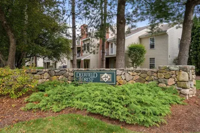 3 Thoreau Ct #8 1