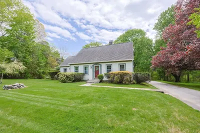 89 Bay State Rd