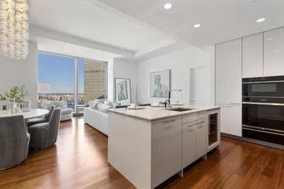 1 Dalton St #4102 1