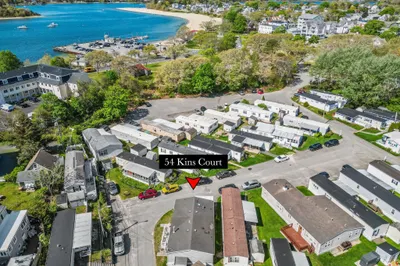 54 Kins Ct 1