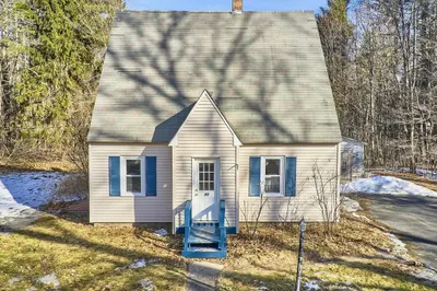 51 Ward Rd 1