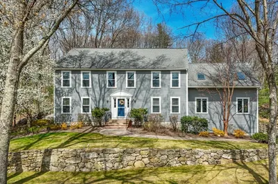3 Hidden Brick Rd