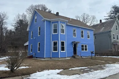 52 Kelton St 1