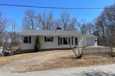 4 Lawrence Rd