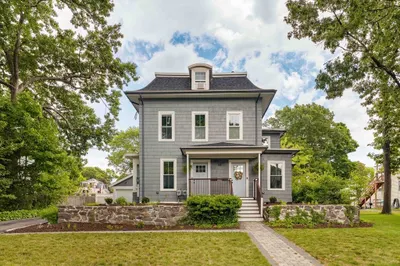 52 Maple Street #1
