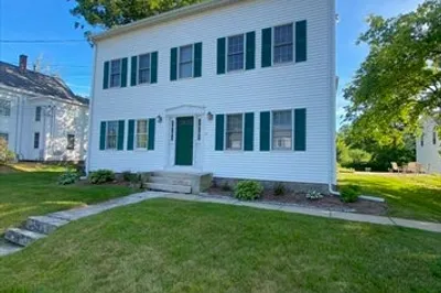 227 WooD Street #D