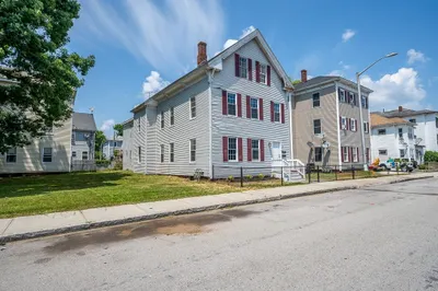 23 Colton St