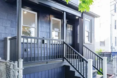 17 Scott St 1