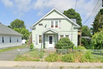 254 Meadow Street 1