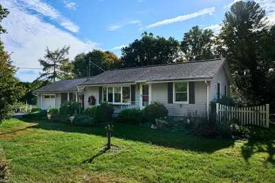 5 Wyben Rd 1