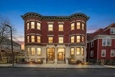 31 Homestead St #1 1