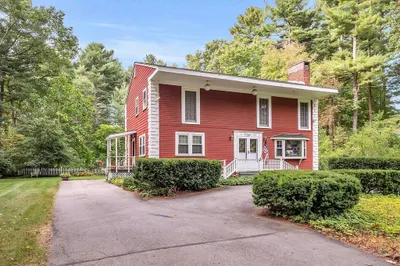 51 Whipple Road 1