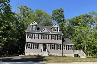 140 Nashua Road 1