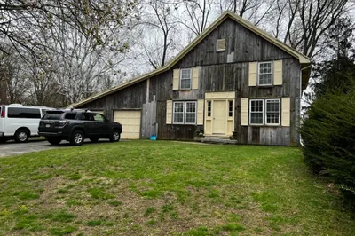 23 North Ln 1