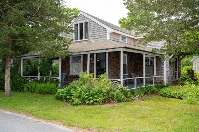 333 Circuit Ave 1
