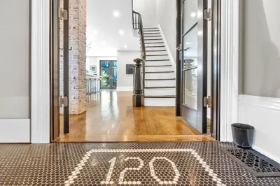 120 W Newton St 1