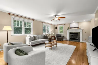 132 Cold Spring Rd 1
