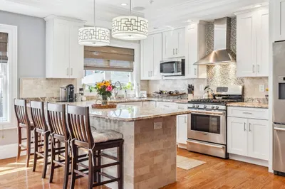 627 E 2nd Street #4