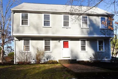 4 Fletcher Drive