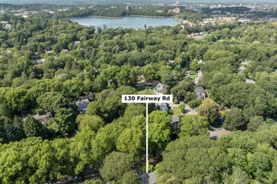130 Fairway Rd 1