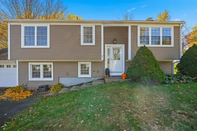 27 Liswell Dr