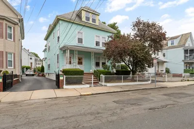 19 Stickney Ave