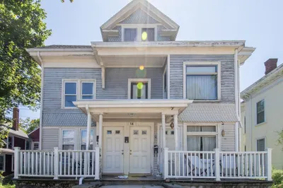 14 W Main St