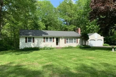 28 Brucewood Rd 1