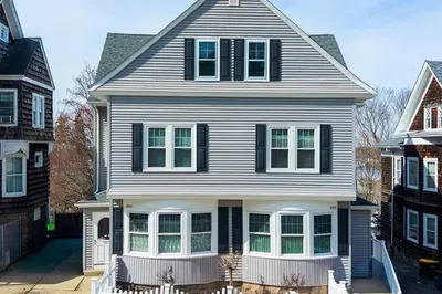 480-488 June St