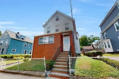 9 Crandall St