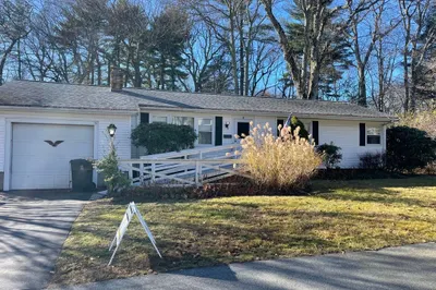 16 Peterson Rd