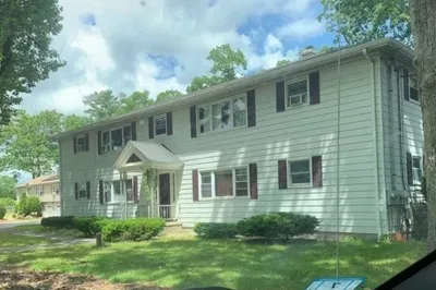 3 Colonial Ave #2