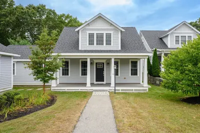 7 Taylor Lane #3 1