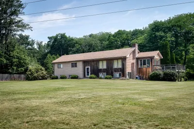 12 Wakeland Rd