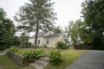 67 Cottage Street 1