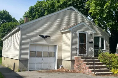 3 Coolidge Ave