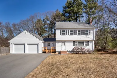 12 Sargent Ln
