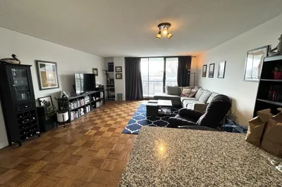60 Longwood Ave #409