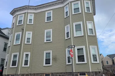 27 Buttonwood St #1 1