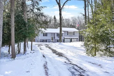 40 Holly Drive 1