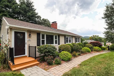 1059 Overlook Dr 1