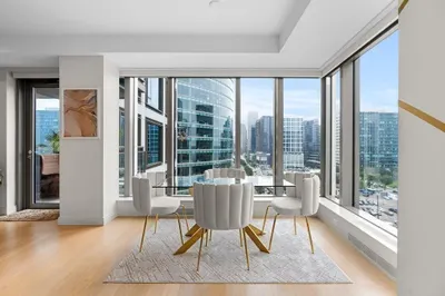 133 Seaport Blvd #1108