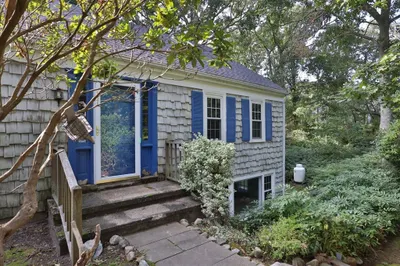 77 Headwaters Rd
