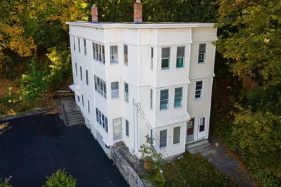 133-137 Payson St 1