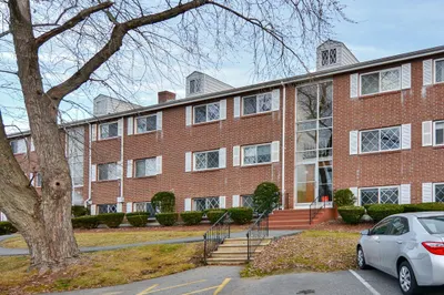 30 Fernview Ave #2 1