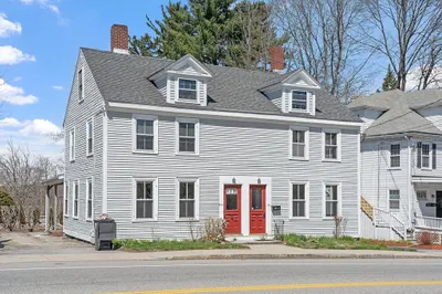 301 South Main St 1